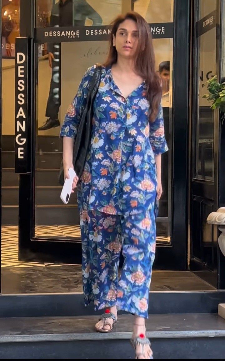 Aditi Rao Hydari Inspired Royal Blue Floral Co-ord Set