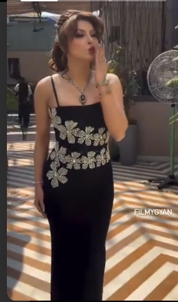 Urvashi Rautela Black Embellished Strapless Gow