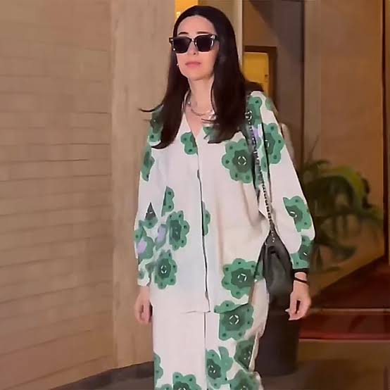Karisma Kapoor inspired Ivory Bloom Floral Co-ord Set